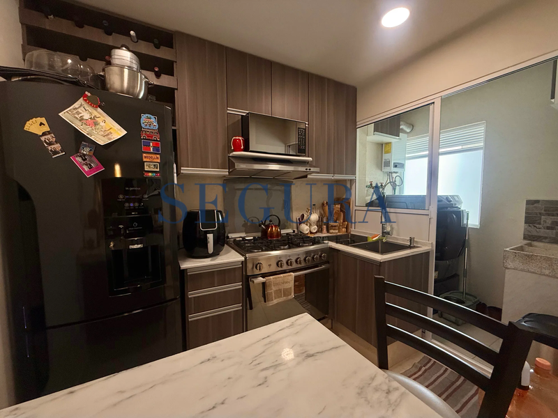 Departamento en Venta | Áreas Comunes, Juegos Infantiles y Balcón
