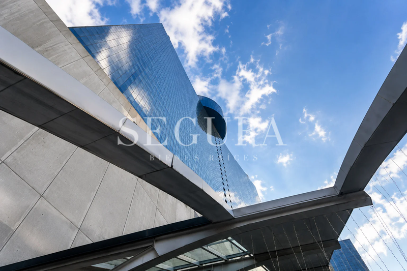 Oficina Premium en Venta en Piso 42 del World Trade Center | 115 m² con 4 Privados