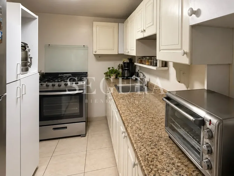 Departamento en Venta en Ctm Culhuacán VIII, Coyoacán | 72 m² en Planta Baja con Patio Privado