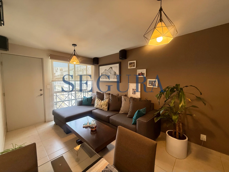 Departamento en Venta | Áreas Comunes, Juegos Infantiles y Balcón