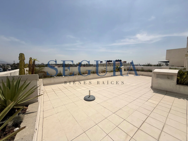 Departamento en Venta | Áreas Comunes, Juegos Infantiles y Balcón
