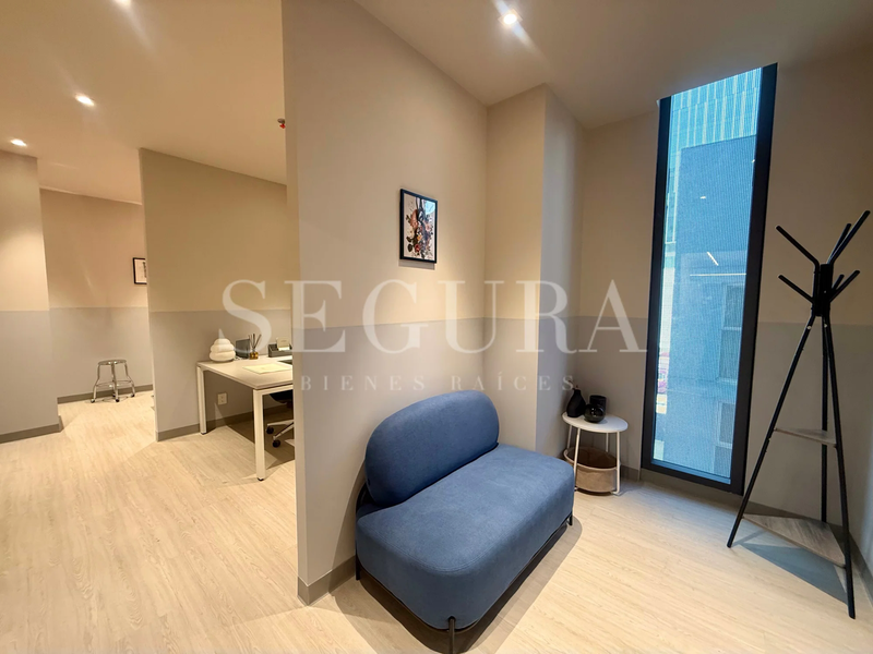 Consultorio Médico en Venta Cerca de Barranca del Muerto | 30 m² con Estacionamiento