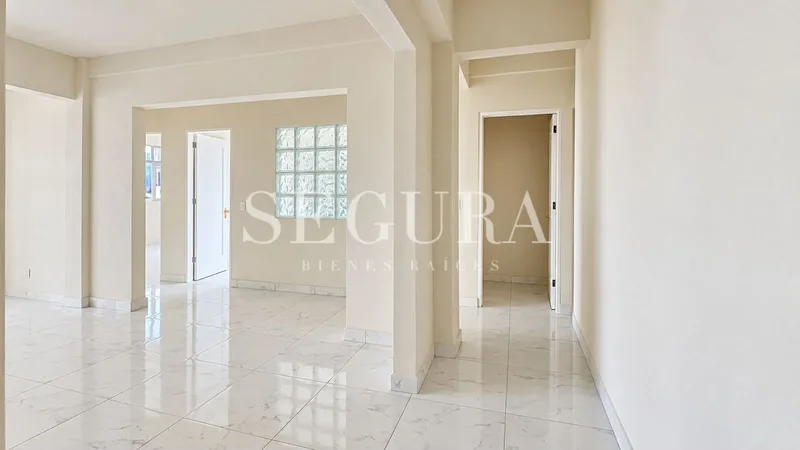 Departamento en Venta en Santa María La Ribera | 104 m², 2 Recámaras y Estudio, con Balcones