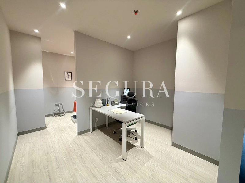 Consultorio Médico en Venta Cerca de Barranca del Muerto | 30 m² con Estacionamiento